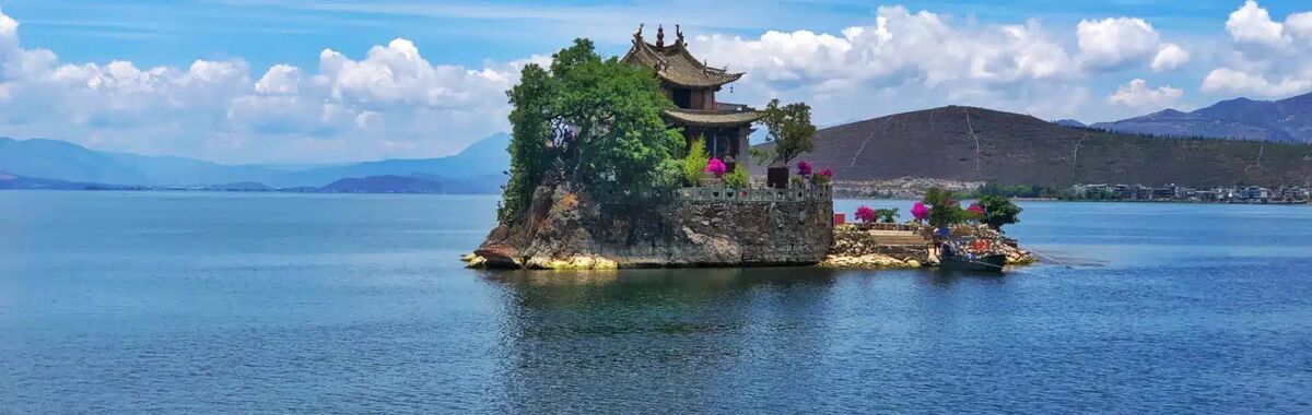 大理:洱海湖畔的数字游民与白族扎染 3